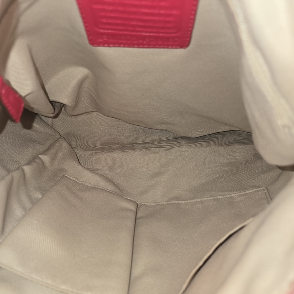 Euc Coach Madison Gathered Twist Phoebe shoulder bag in raspberry red leather - Picture 5 of 5